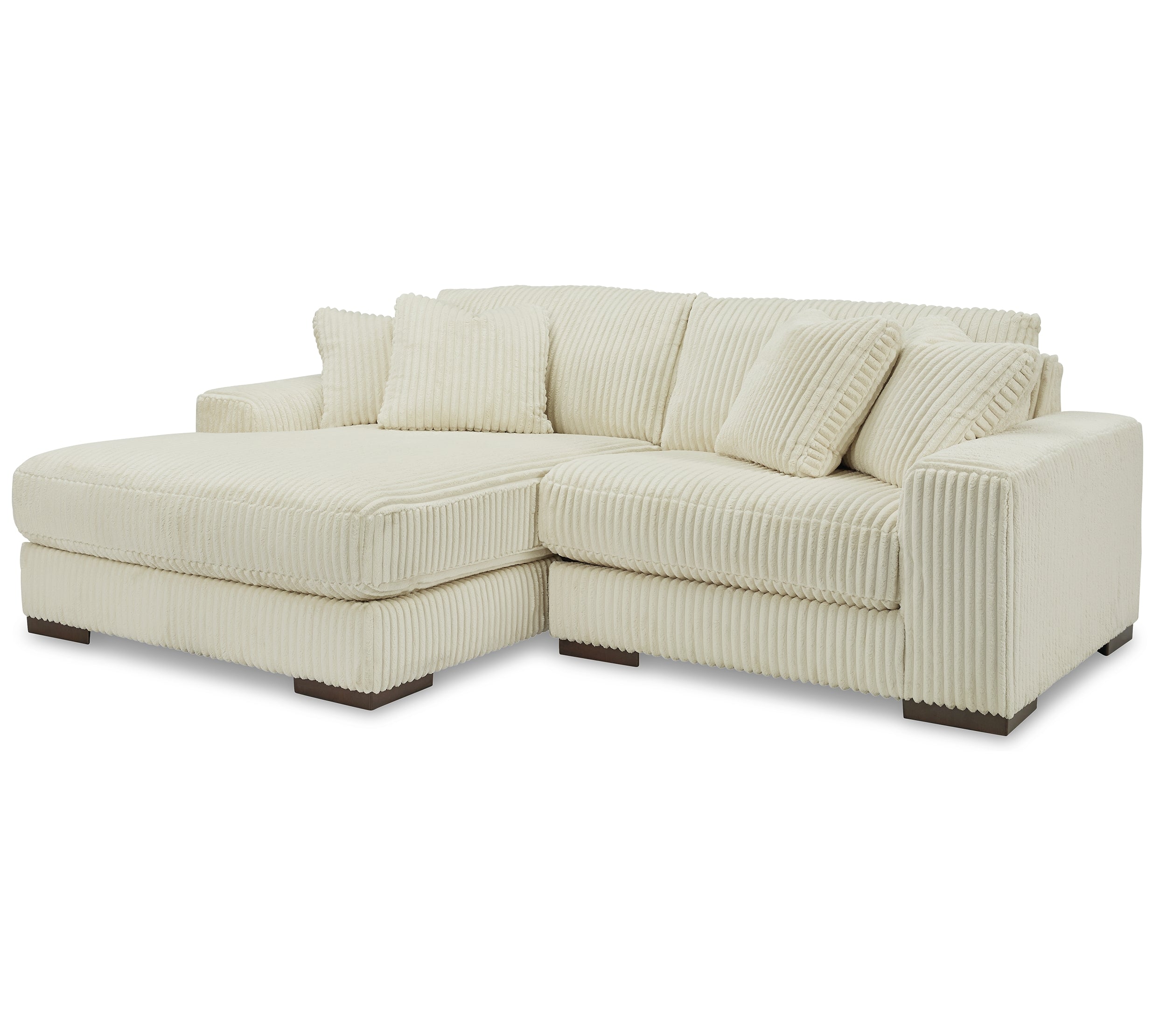 Lindyn 2-Piece Sectional with Chaise