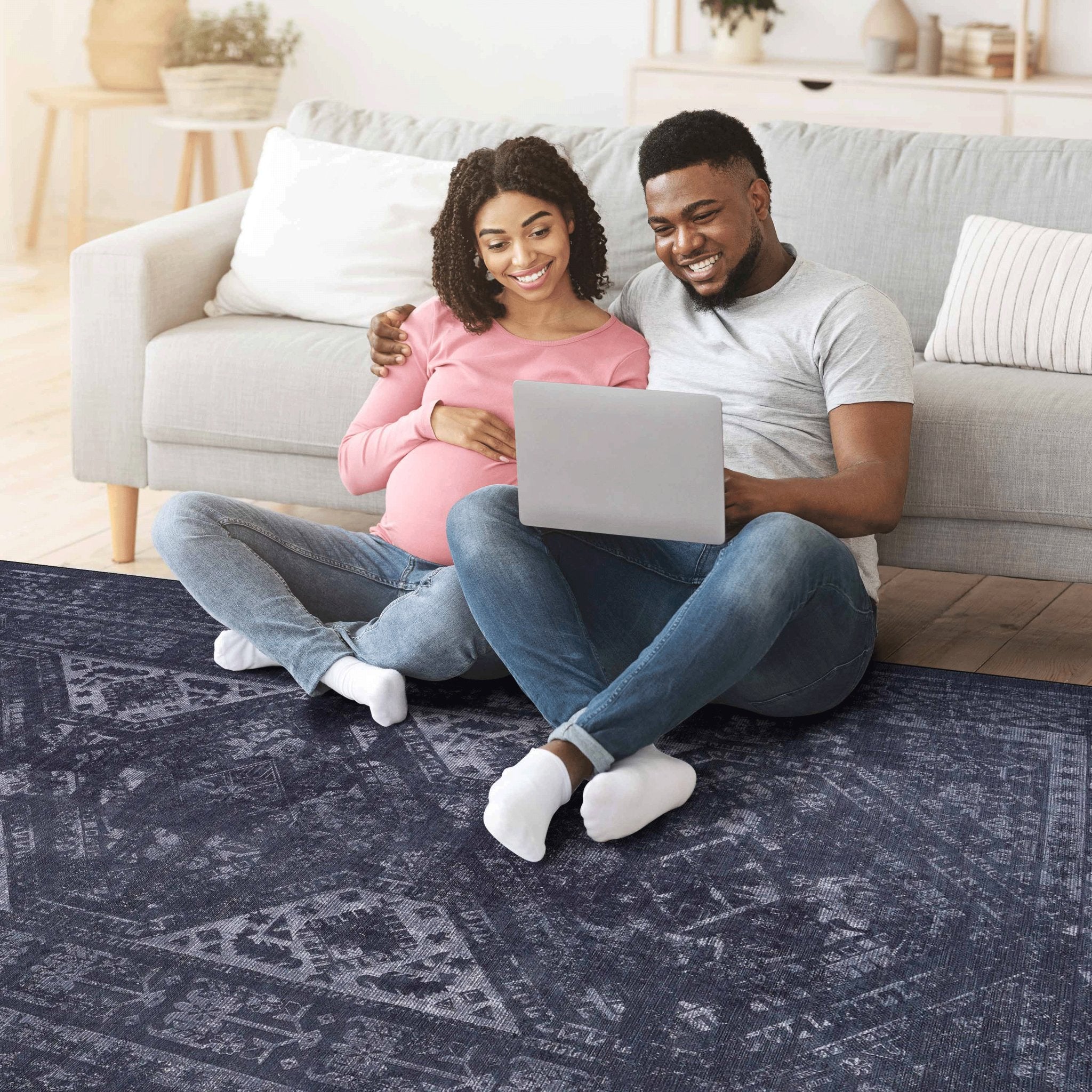 Kaden 5' x 8' Black/Gray Machine Washable Low-Pile, Non-Slip, Non-Shedding, Foldable, Kid & Pet Friendly Area Rug - MidinMod