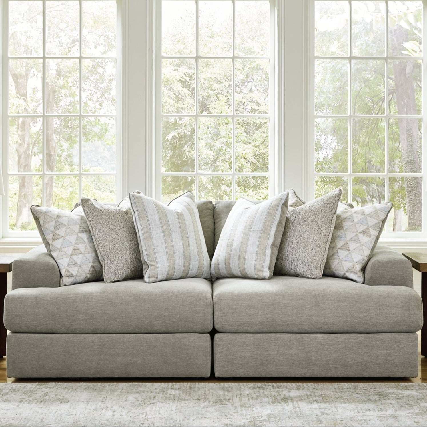 Avaliyah 2-Piece Loveseat - Gray