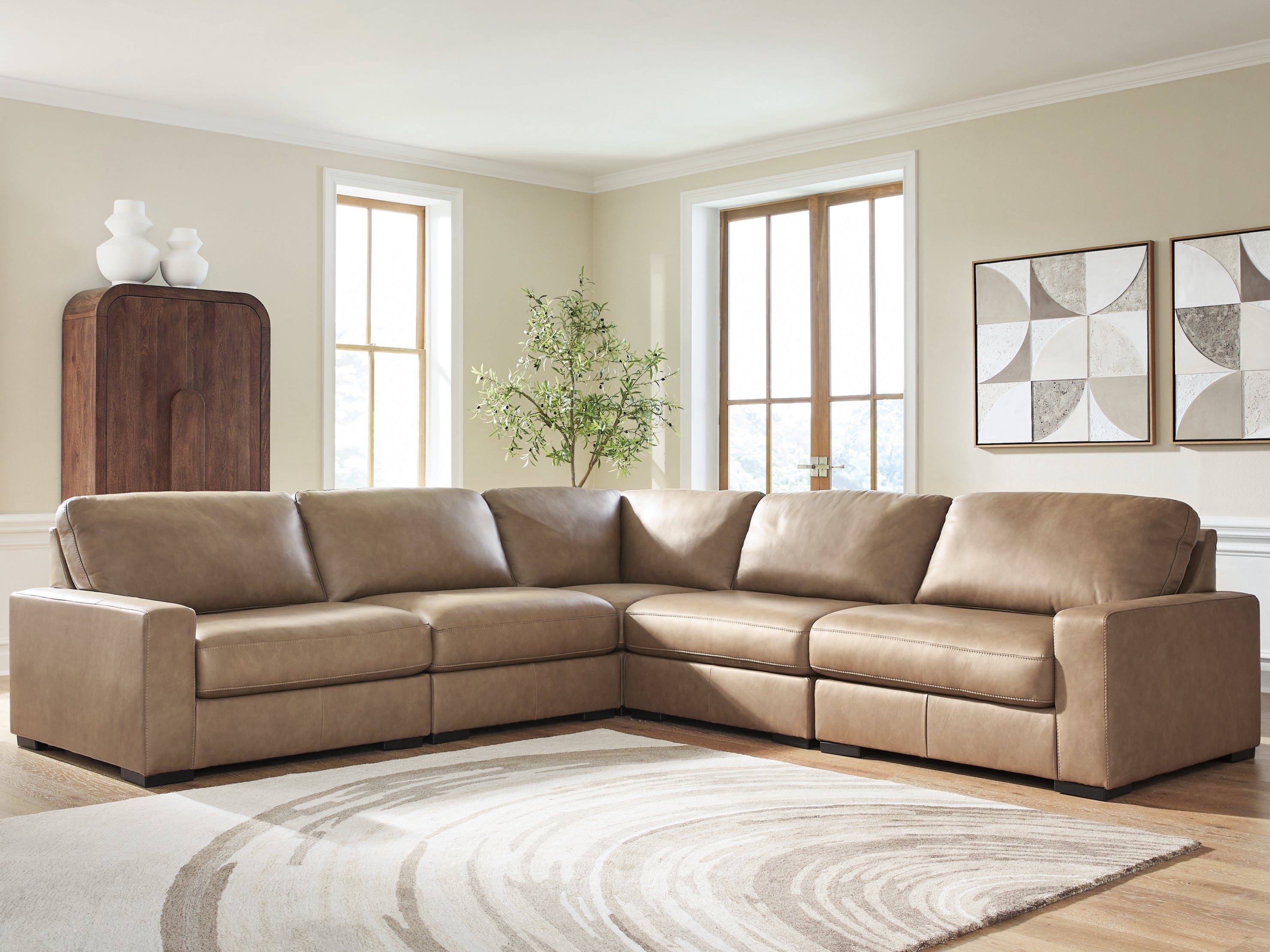 Veronella Sectional Sofa Set