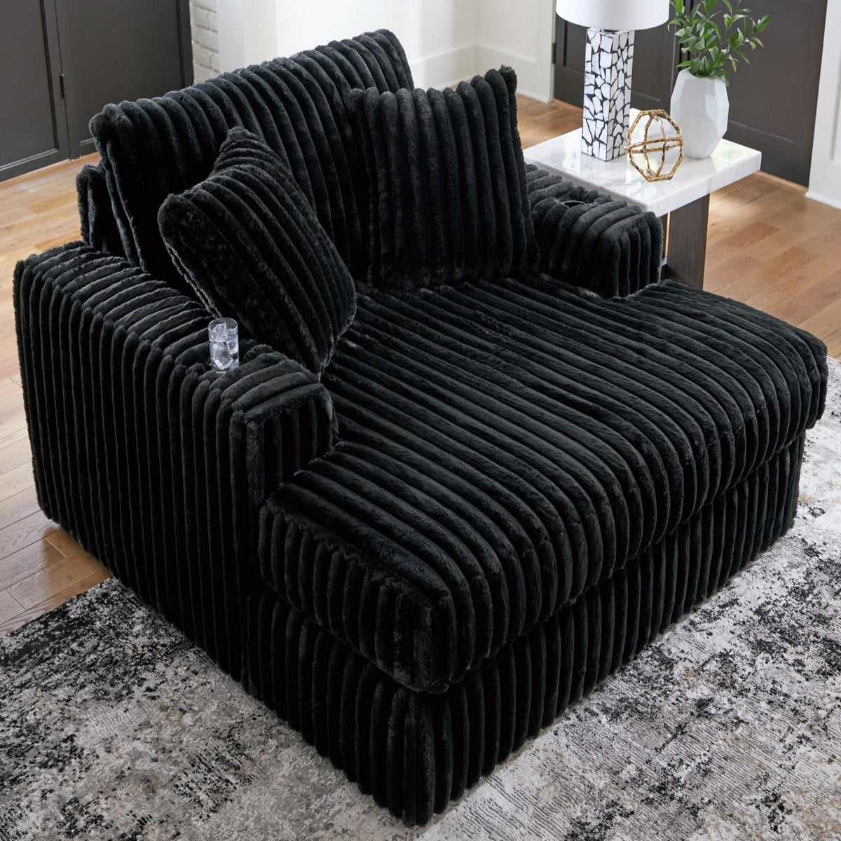 Midnight-Madness Oversized Chaise