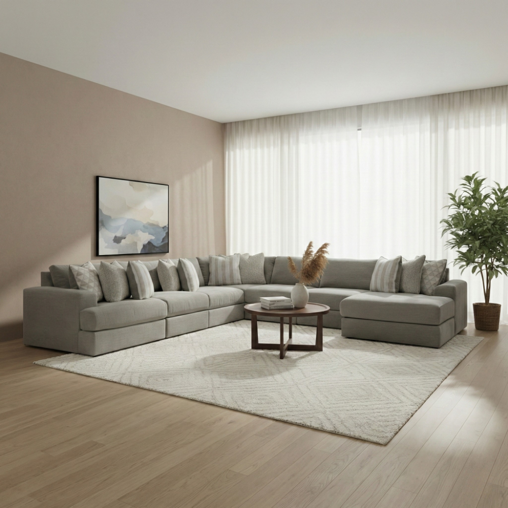 Avaliyah 7-Piece Sectional with Right Chaise