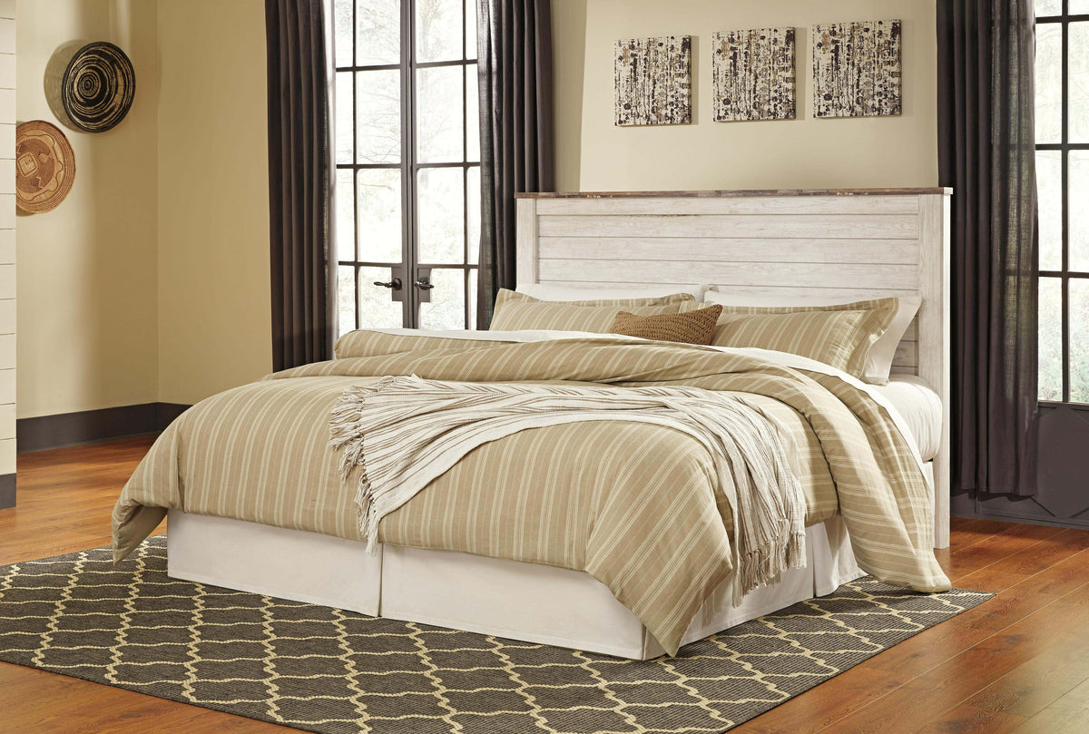 Willowton King/California King Panel Headboard Bed with Mirrored Dresser and Chest