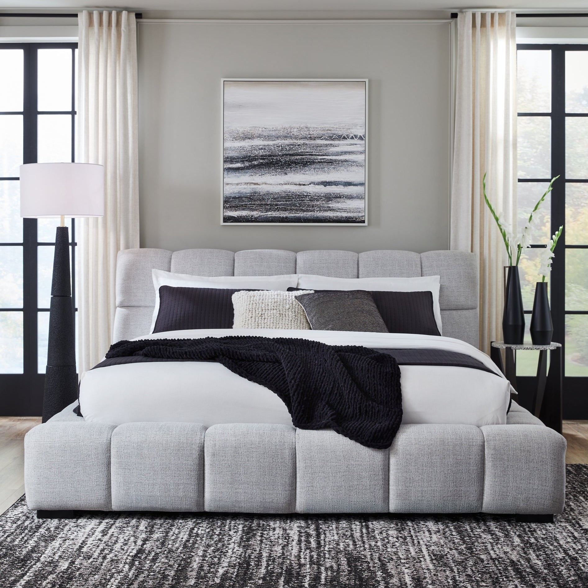 Jesstean King Upholstered Bed