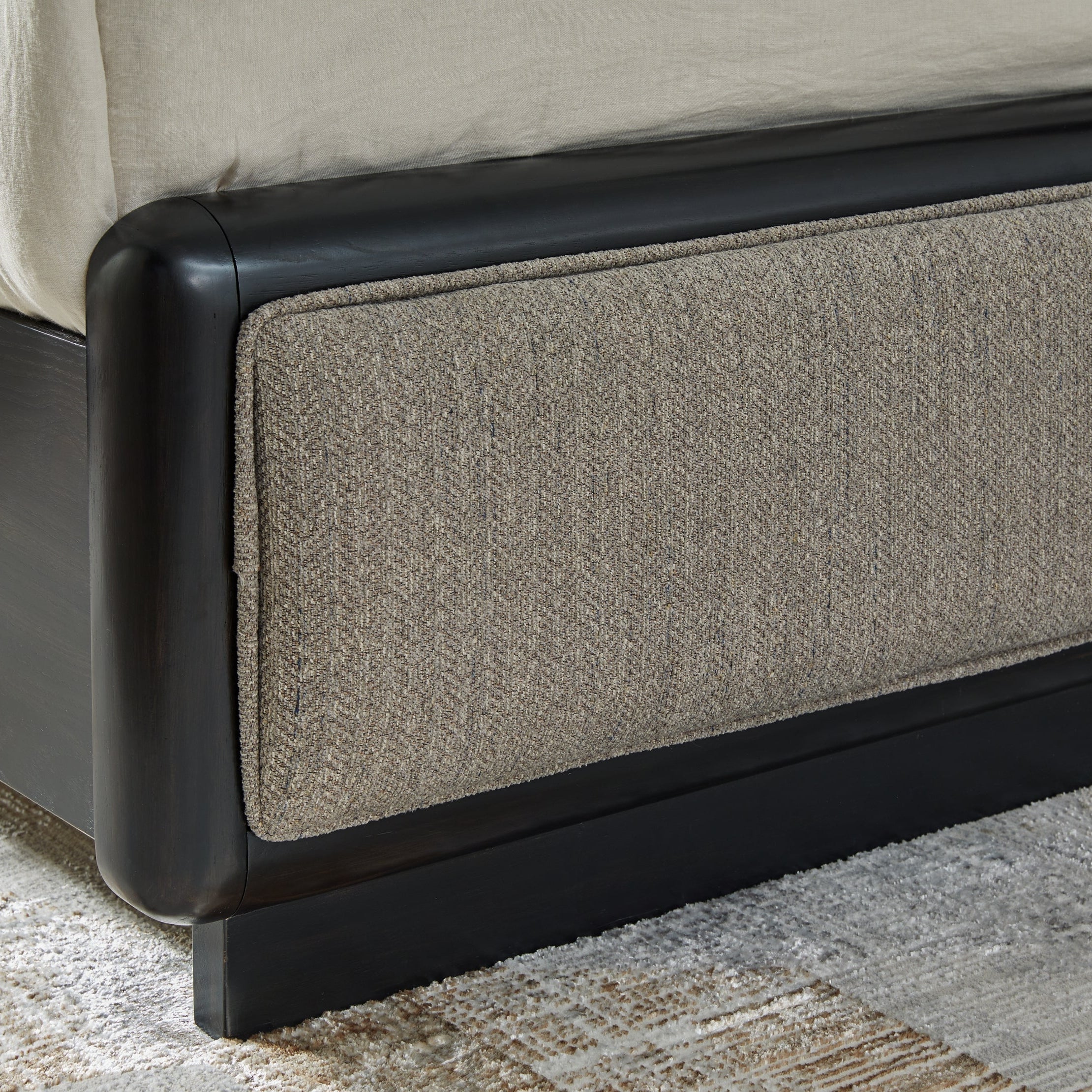 Rowanbeck King Upholstered Panel Bed