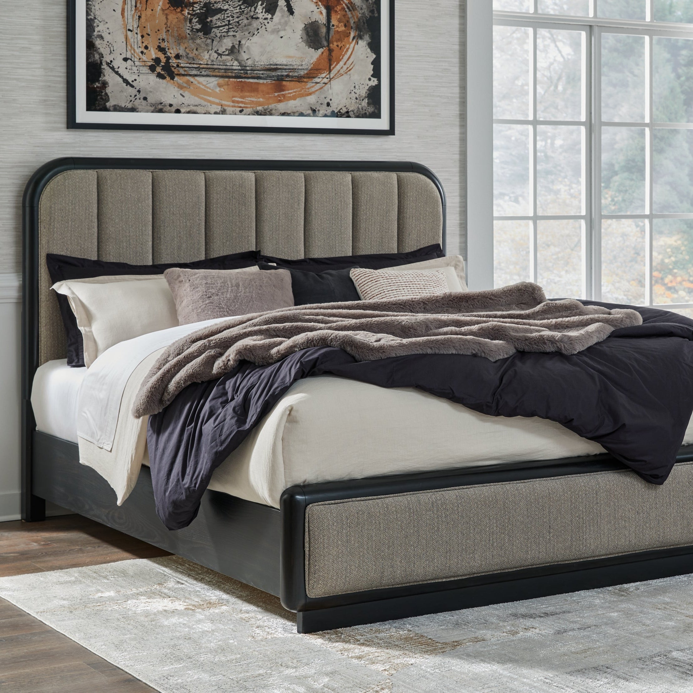 Rowanbeck King Upholstered Panel Bed