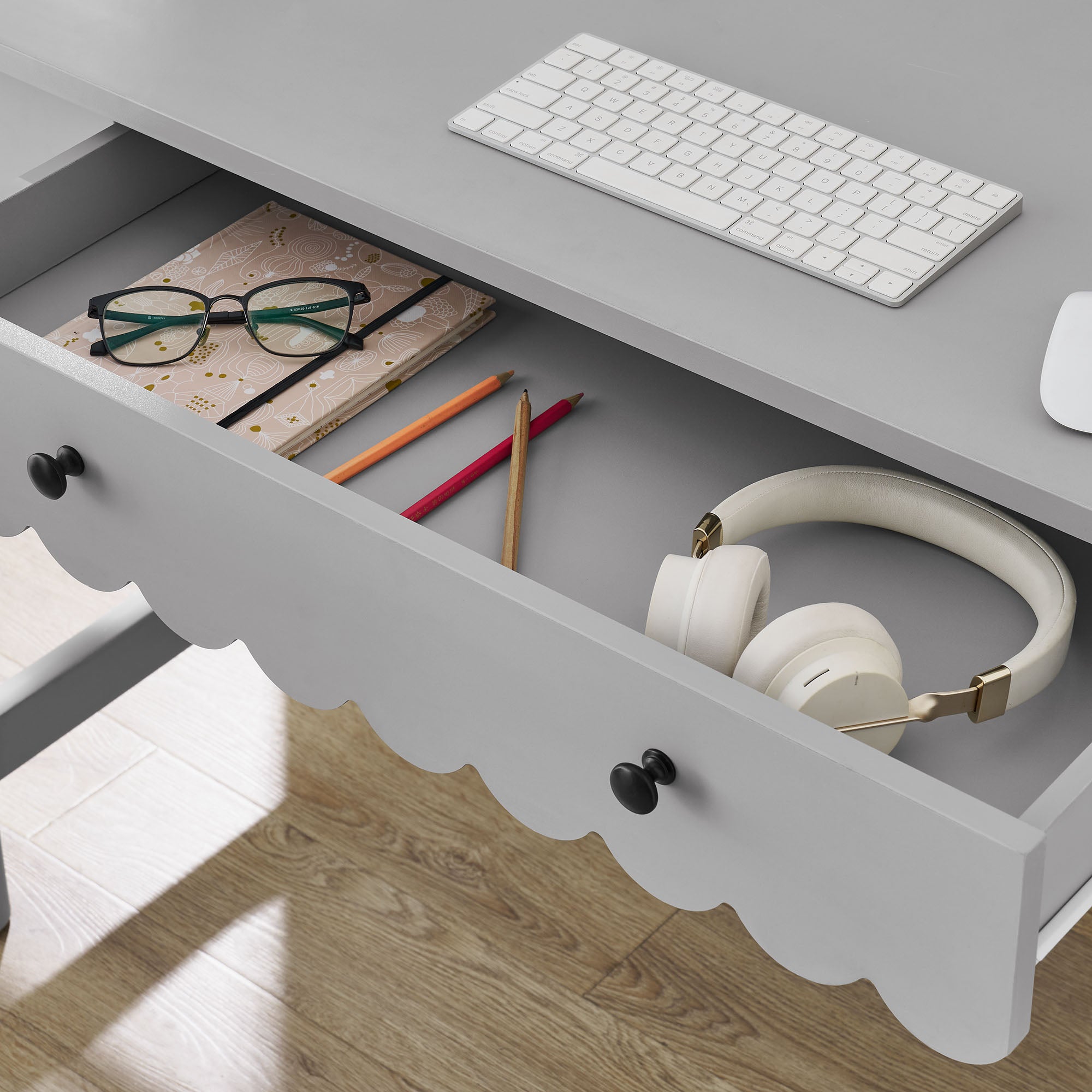 Emmeline 1-Drawer Scallop Writing Desk by Modway