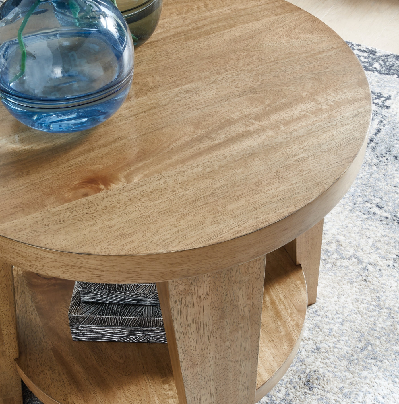 Kristiland Round End Table - Natural