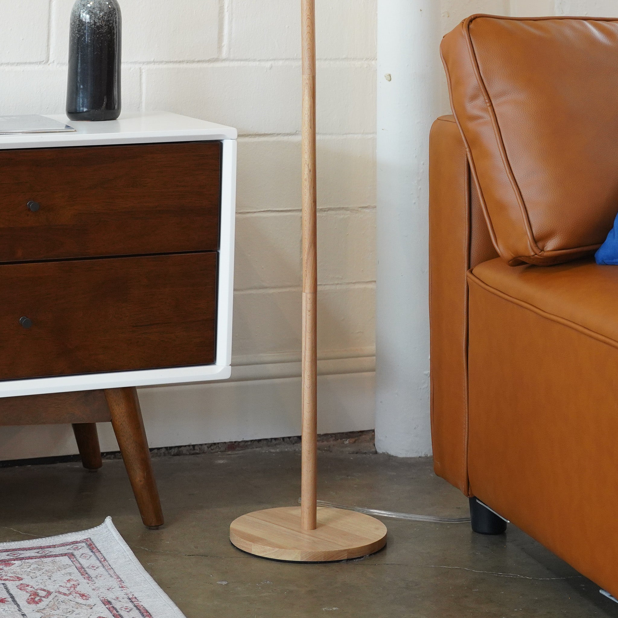 Glimmer Floor Lamp - Oak + Natural