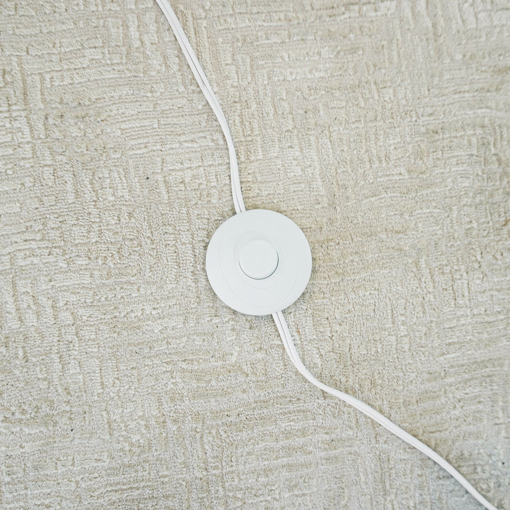 Icarus White Lampshade Floor Lamp - MidinMod