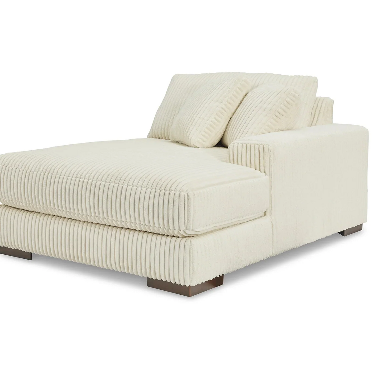Lindyn Super Chaise