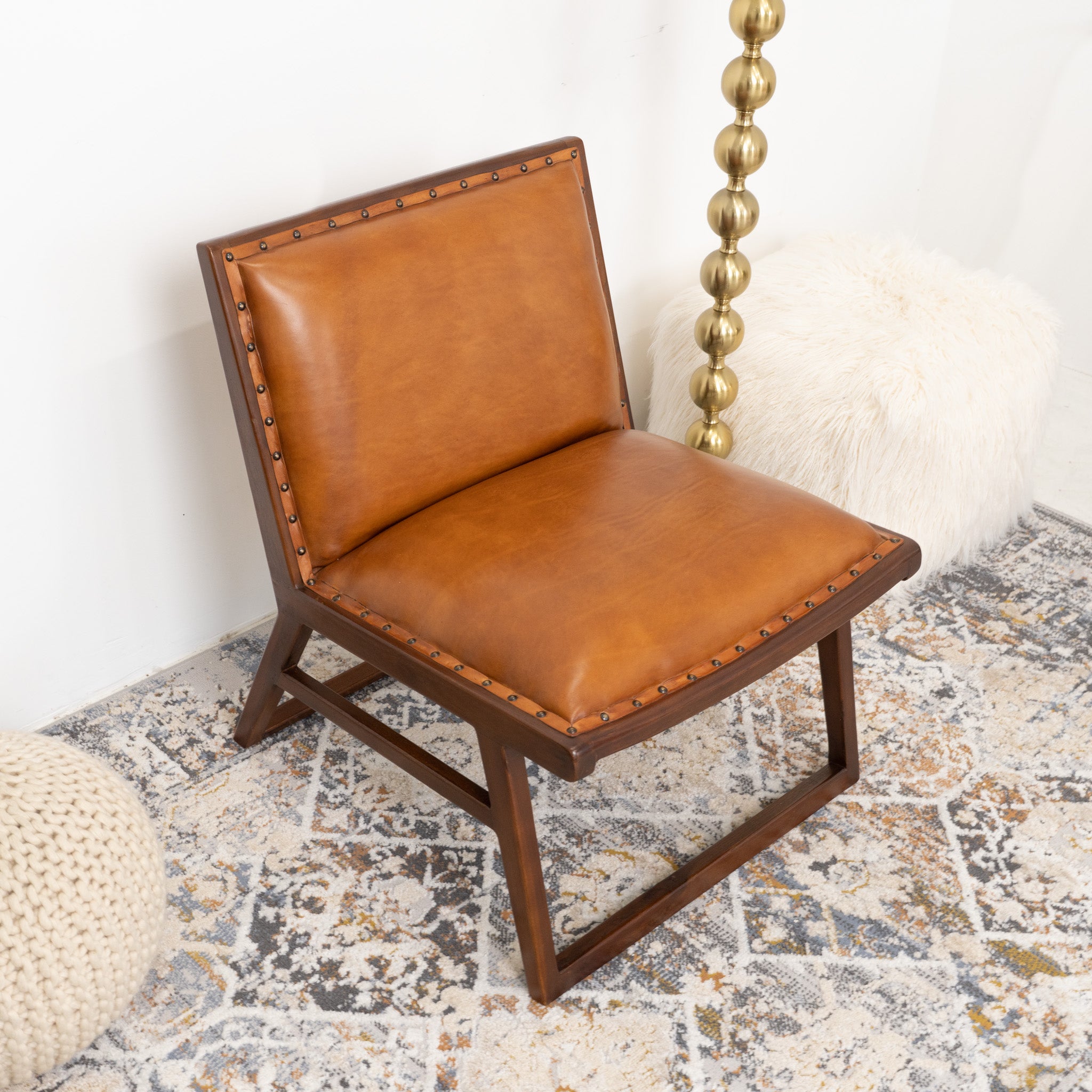 Pohan Mid-Century Modern Genuine Leather Lounge Chair | MidinMod