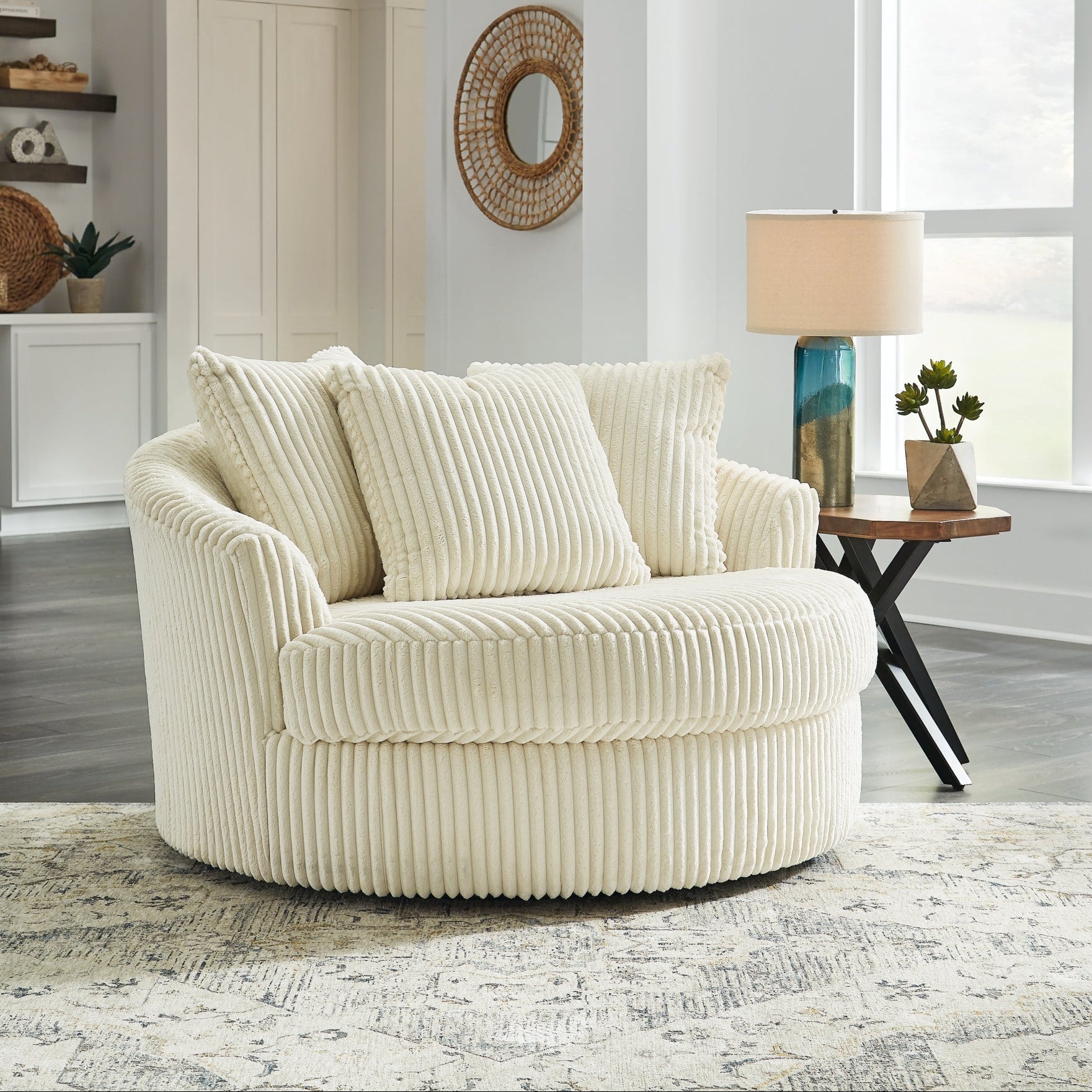 Lindyn Oversized Swivel Accent Chair