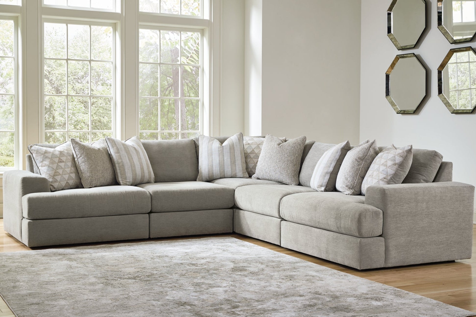 Avaliyah 5-Piece Sectional