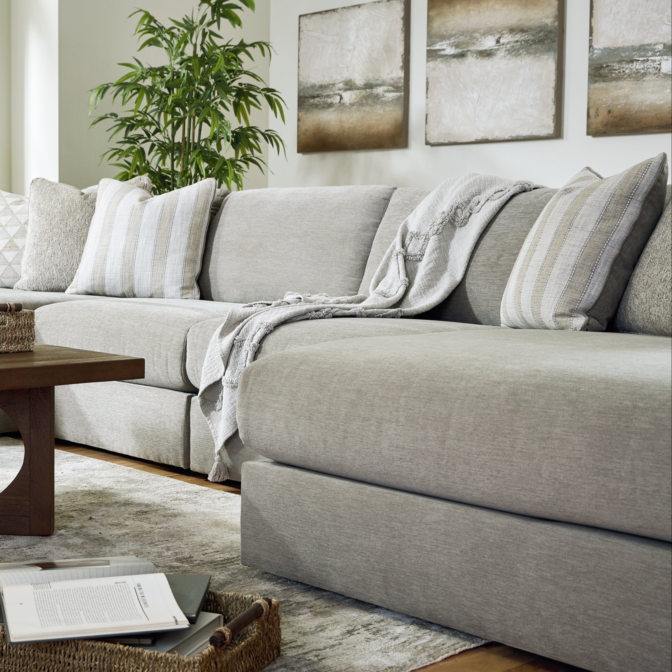 Avaliyah 3-Piece Modular Sectional with Reversible Cushions and Waterfall Chaise