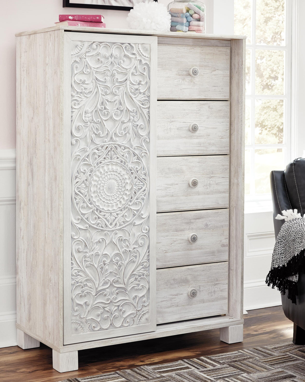 Paxberry Dressing Dresser