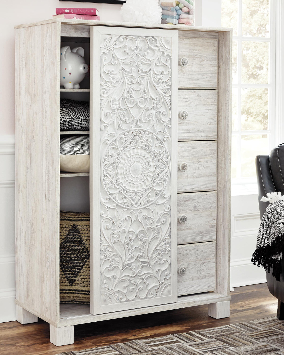 Paxberry Dressing Dresser
