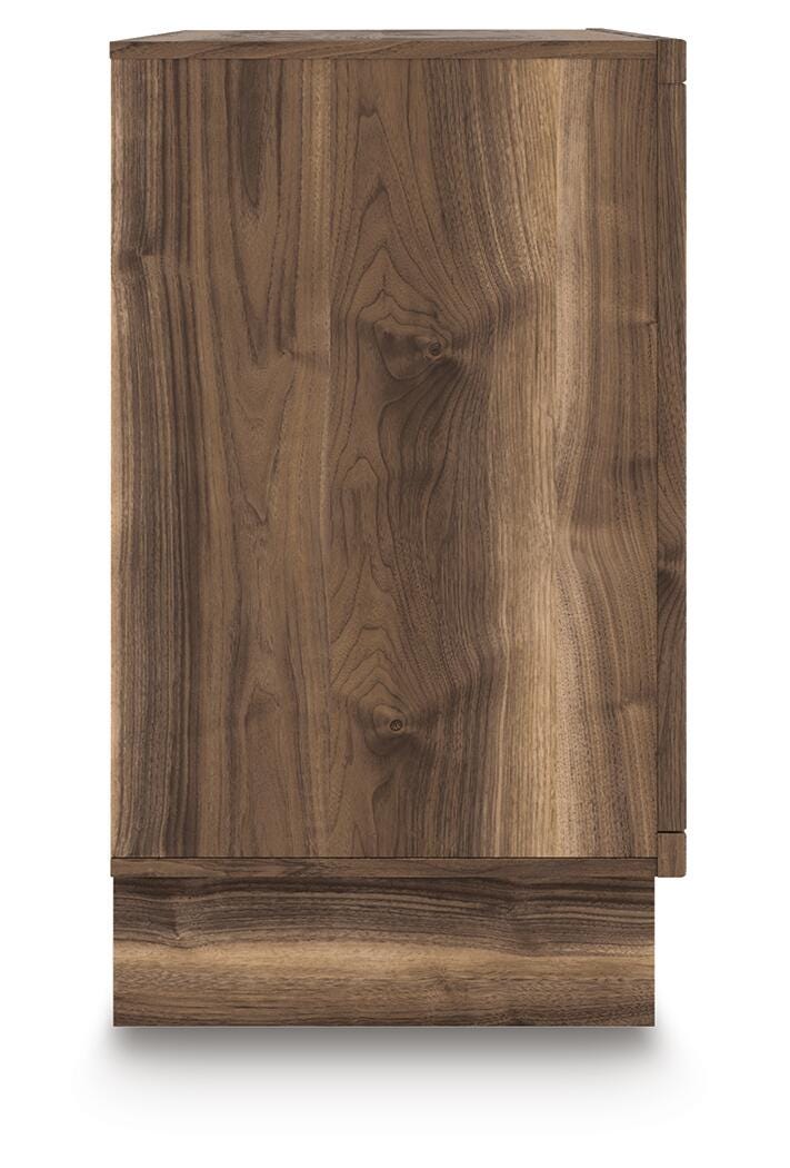 Chirason Six Drawer Dresser