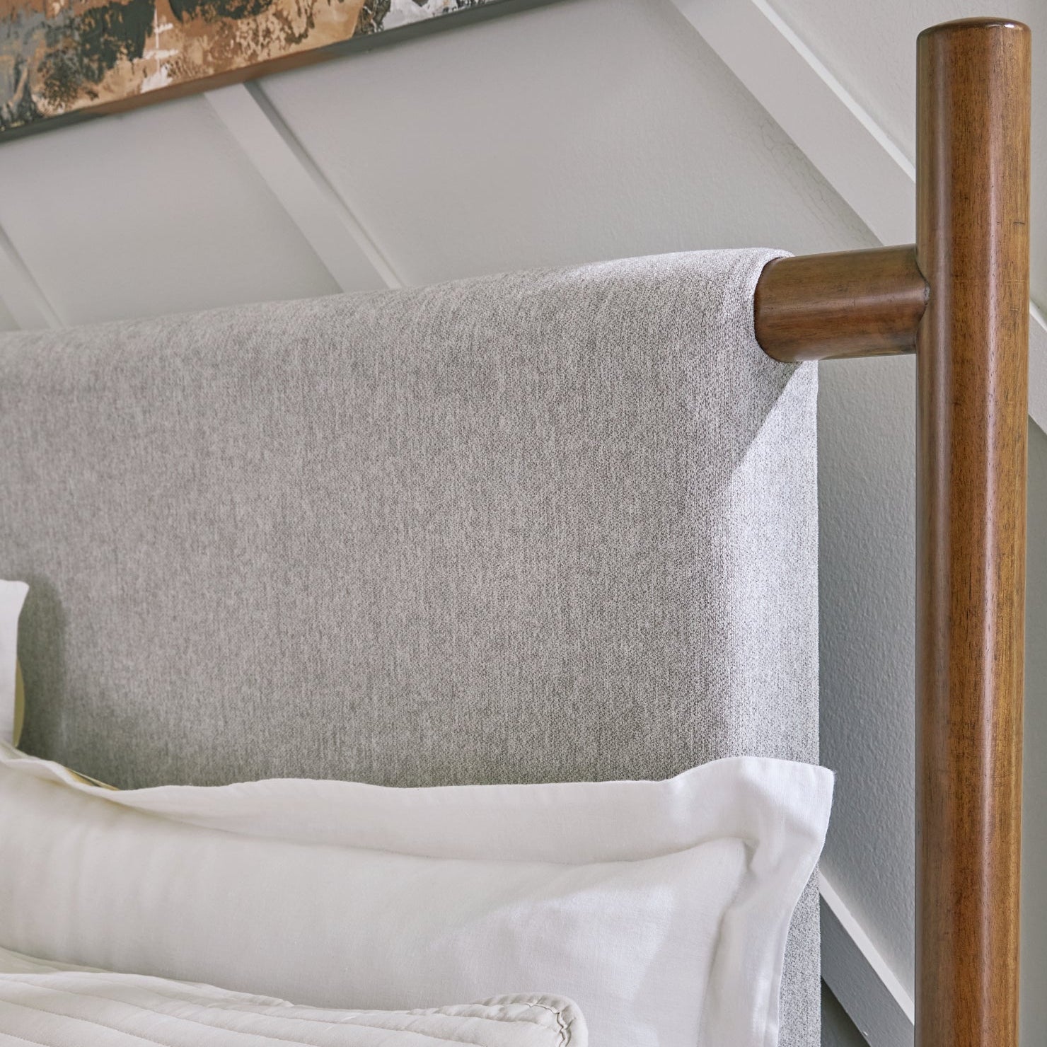 Lyncott California King Upholstered Bed