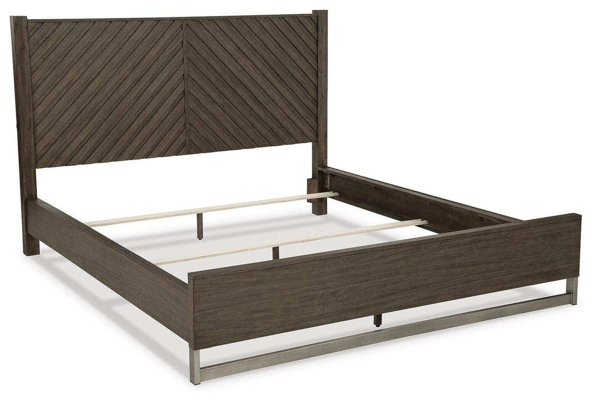 Arkenton California King Panel Bed with Mirrored Dresser