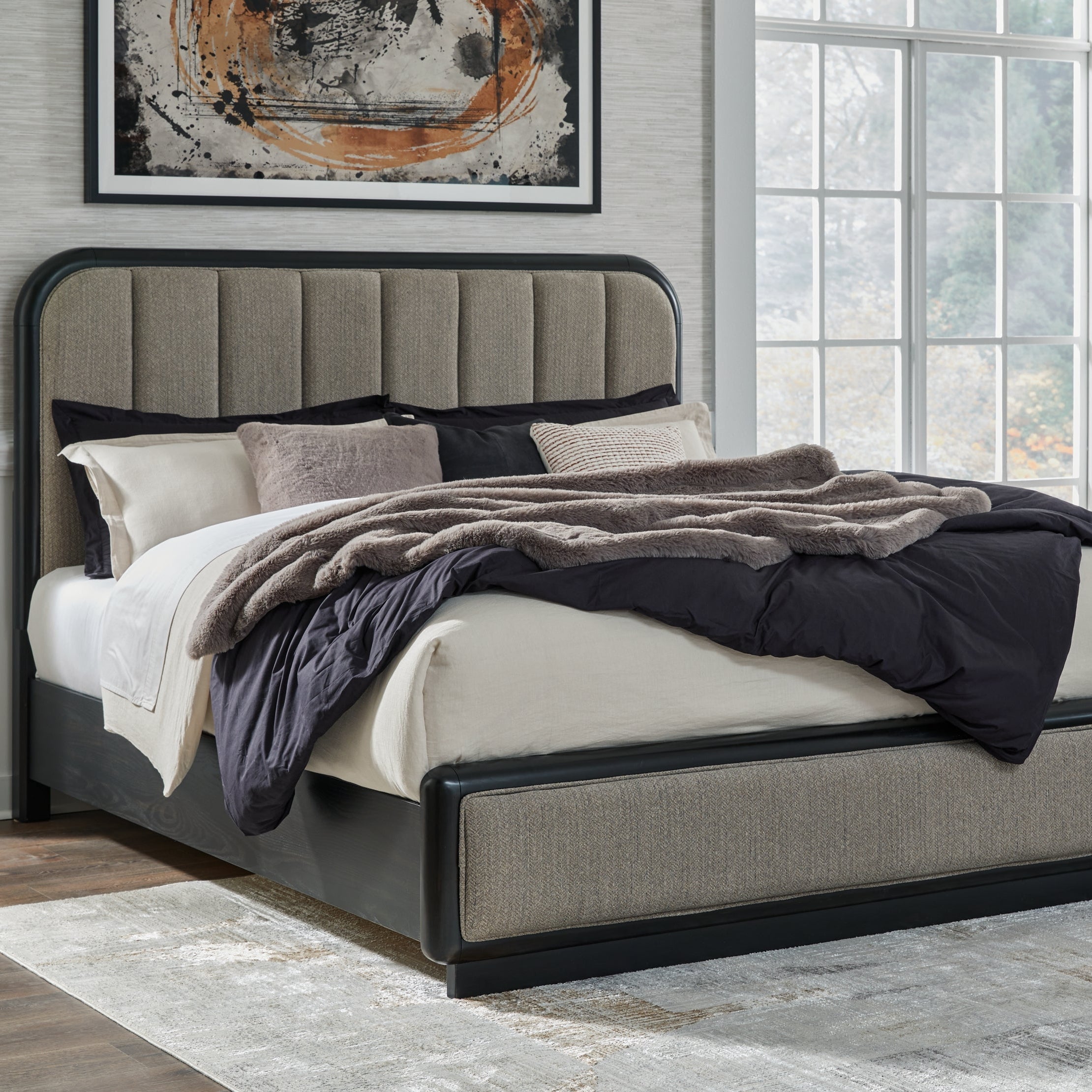 Rowanbeck California King Upholstered Panel Bed