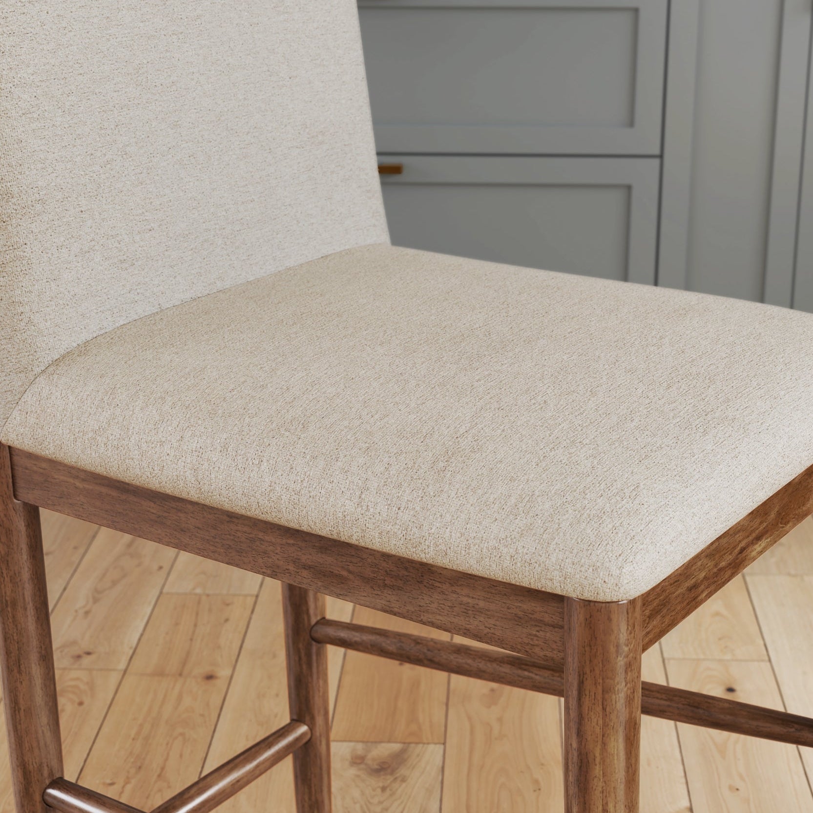 Isanti Upholstered Barstool (2/CN)