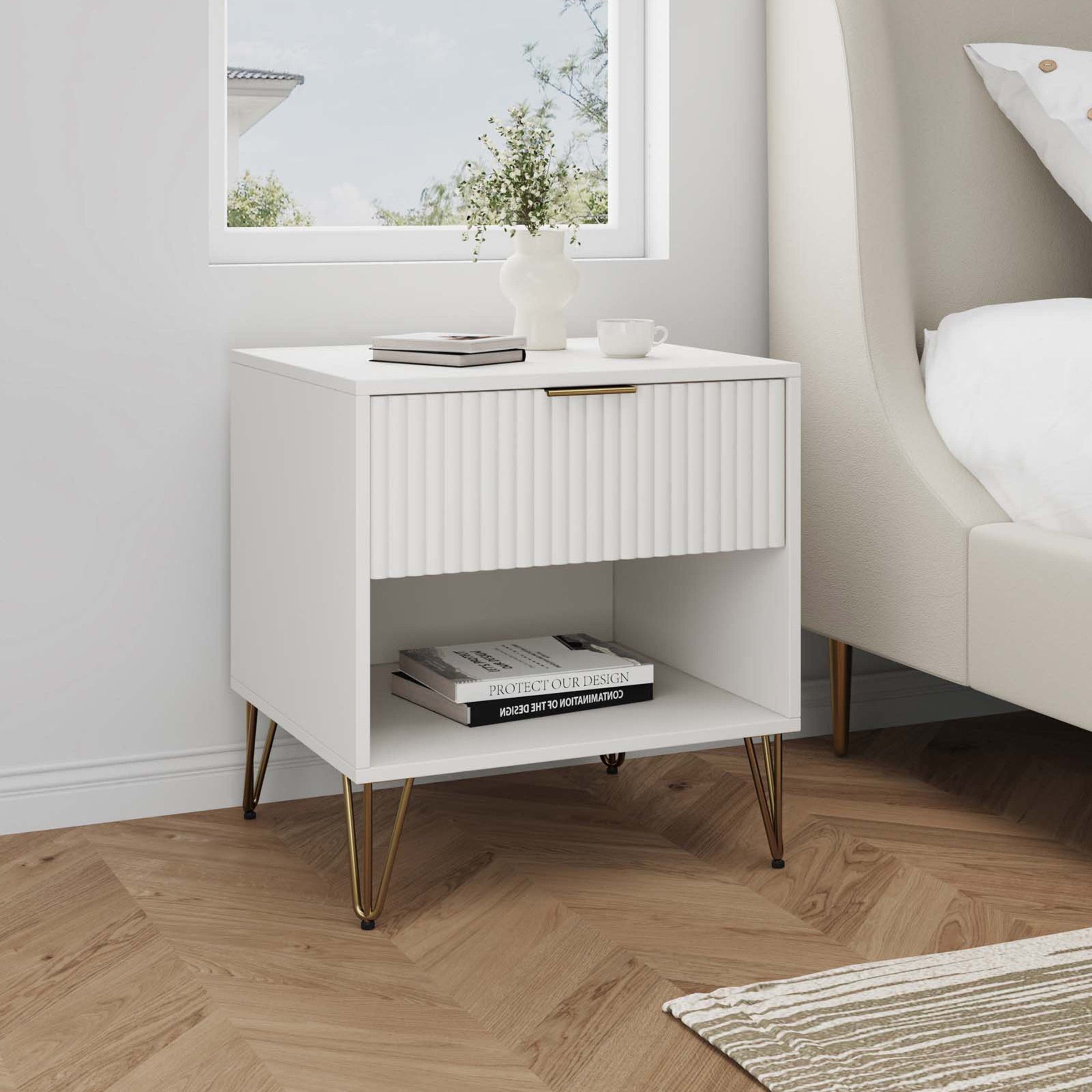 Dumbo 1.0 Modern White Nightstand | Stylish Bedside Storage | MidinMod