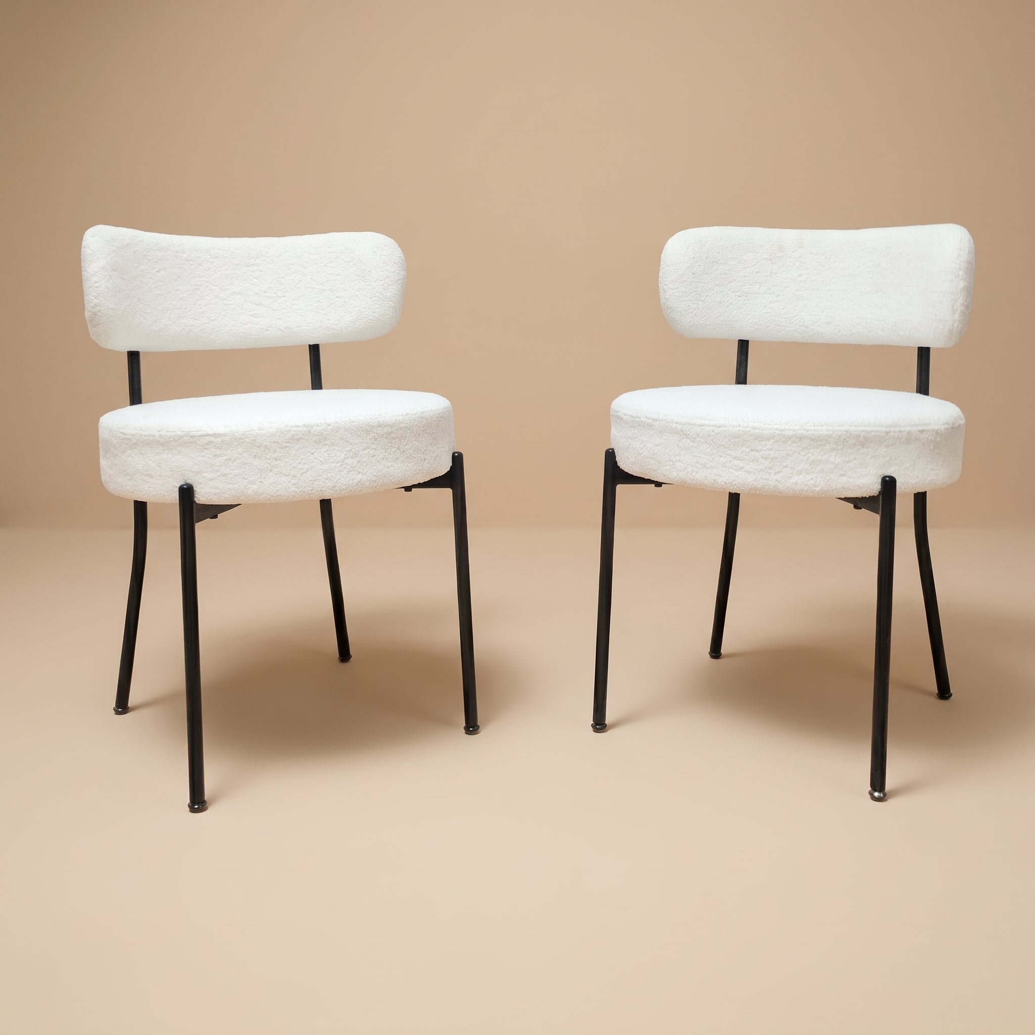 Besta Modern White Velvet Dining Chair - Set of 2