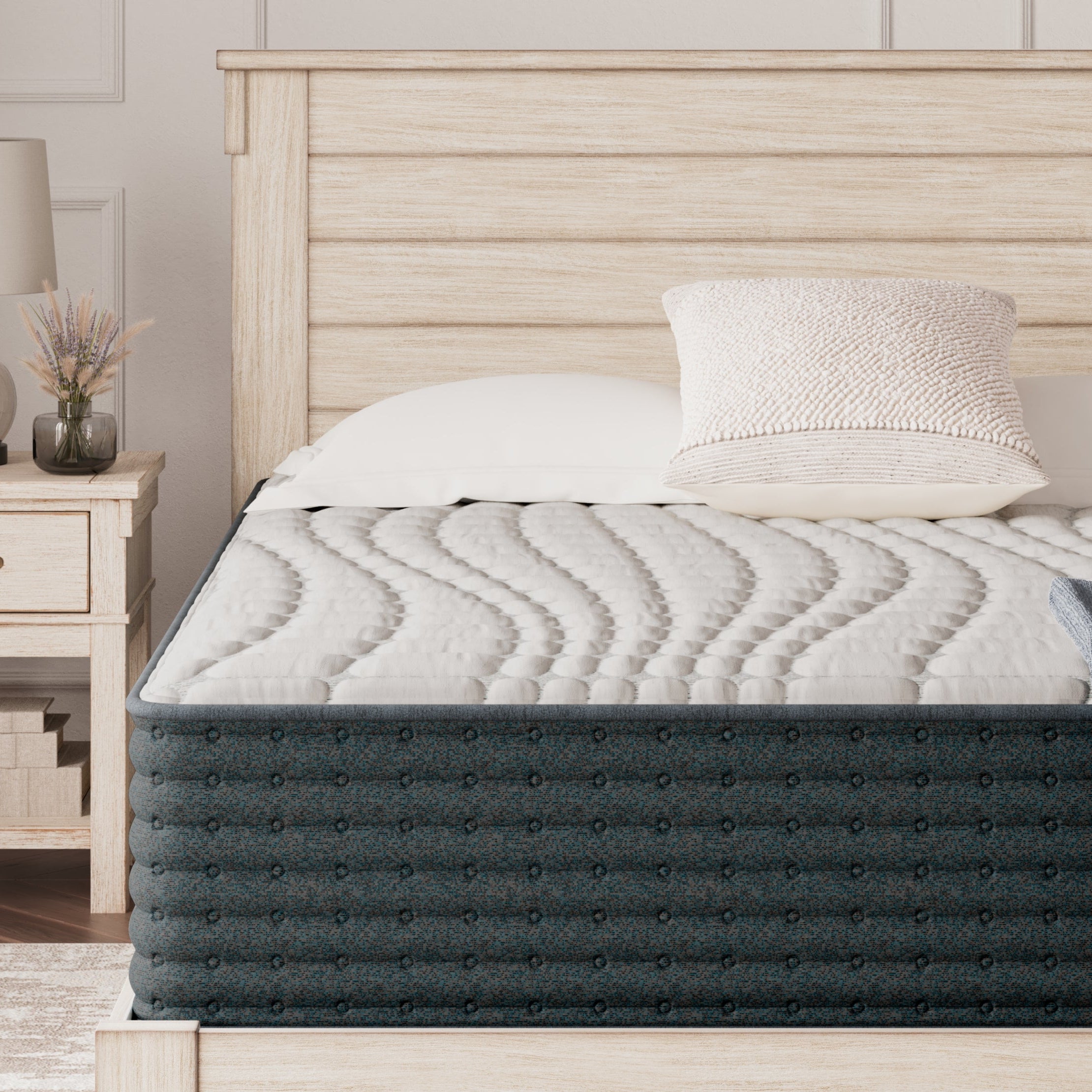 Hybrid 1200 Queen Mattress