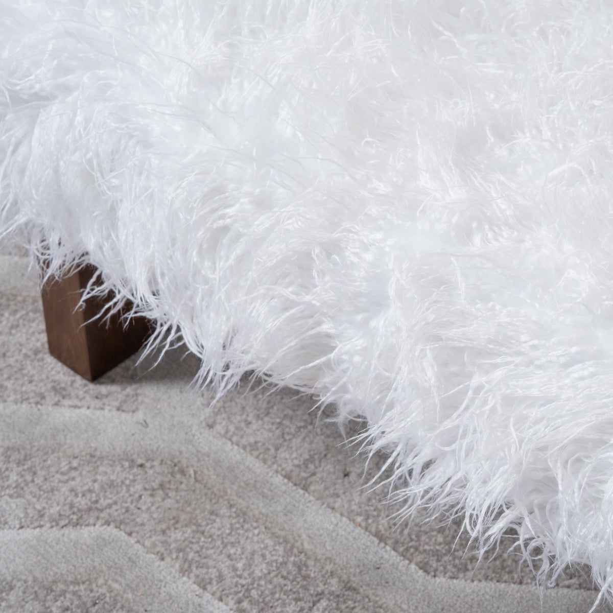 Chatham Japandi Style White Khaki Fur Bench | MidinMod