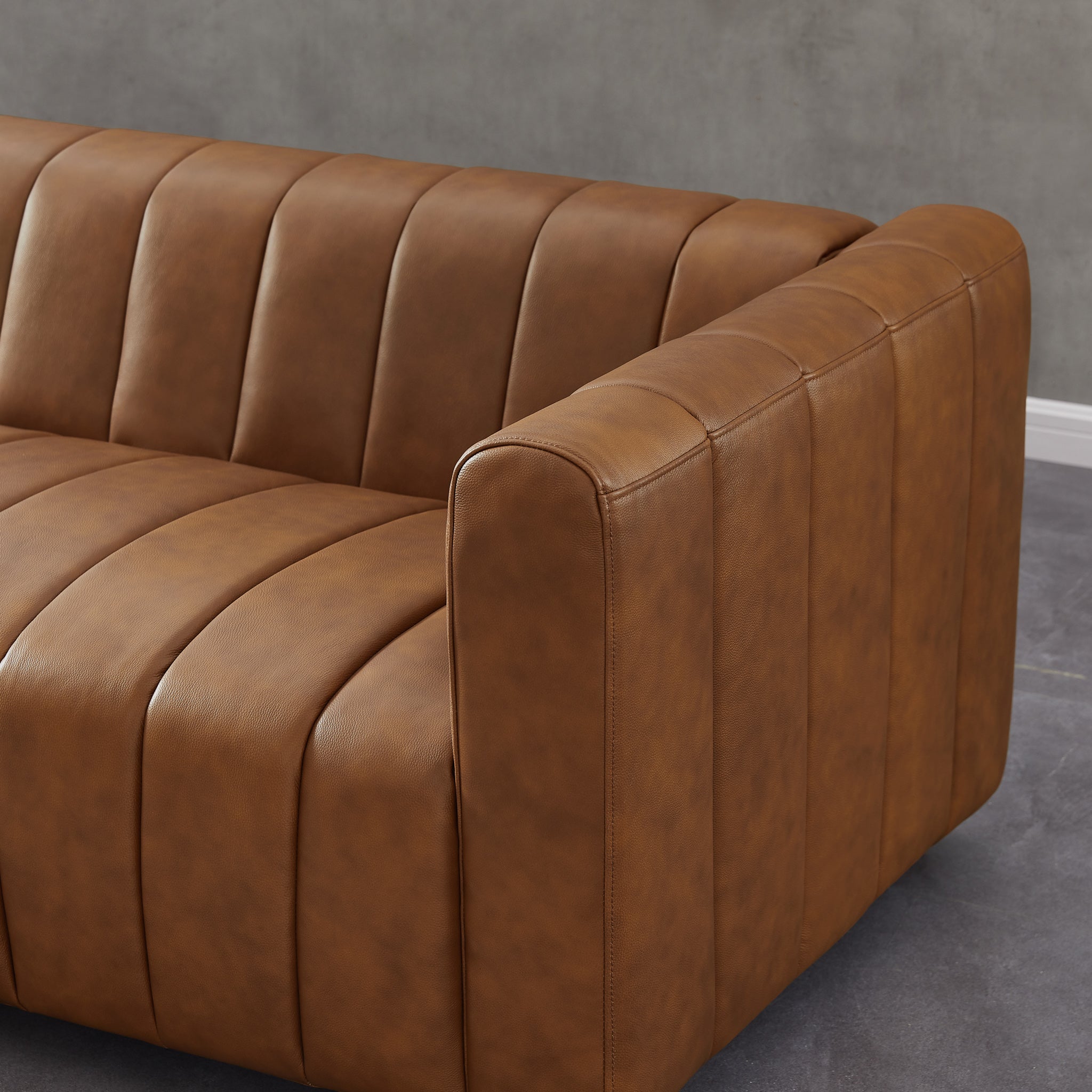 Clara Mid-Century Modern Cognac Top-Grain Leather Sofa | MidinMod