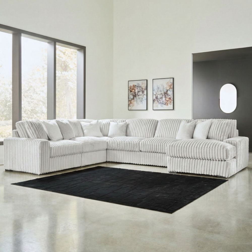 Stupendous 6-Piece Sectional with Right Chaise