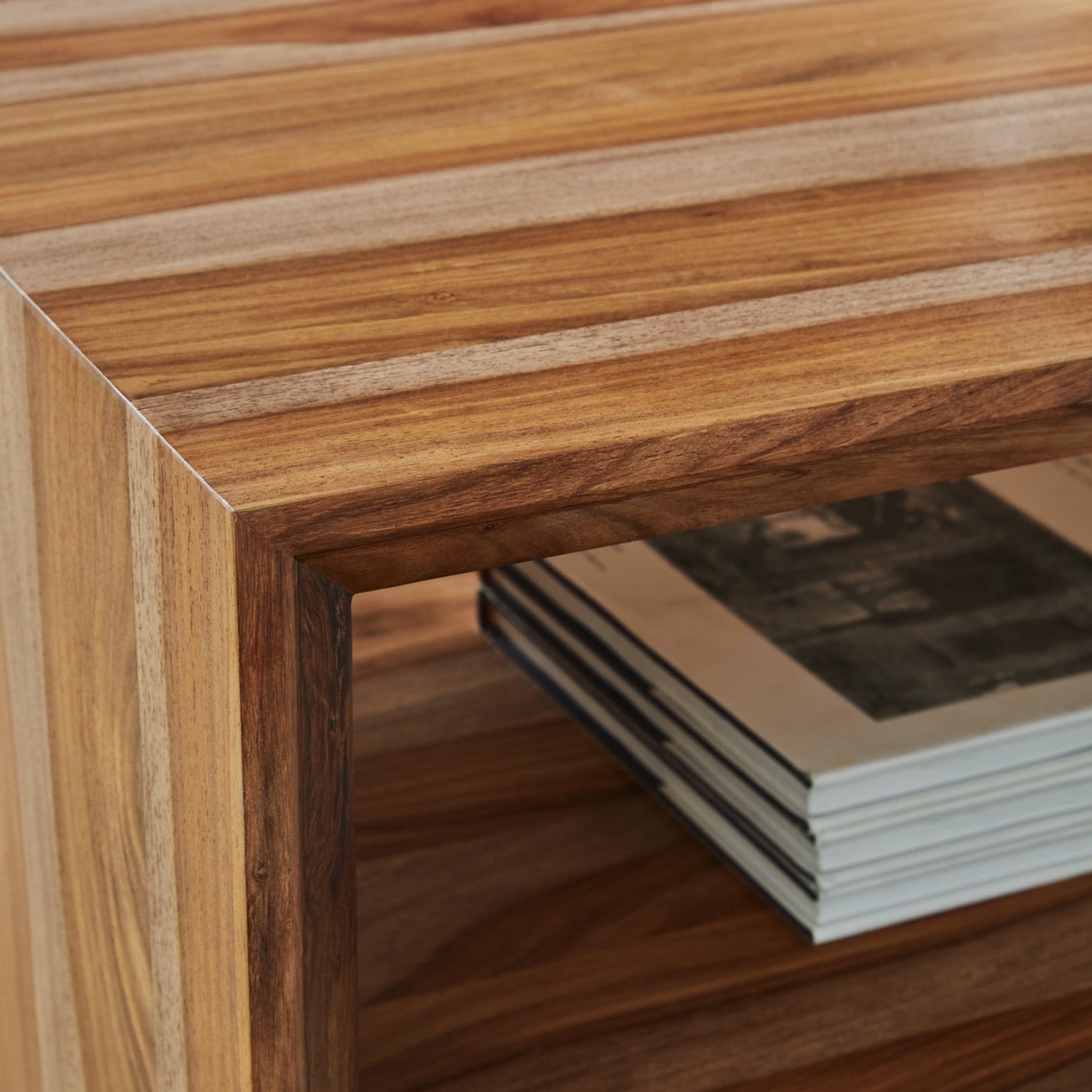 Dressonni Rectangular Cocktail Table - Natural