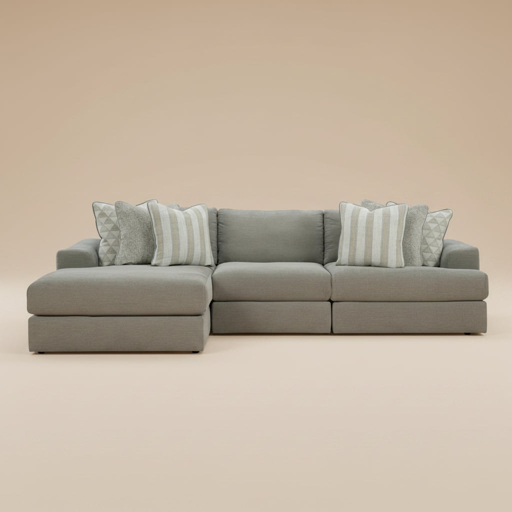 Avaliyah 3-Piece Sectional with Chaise