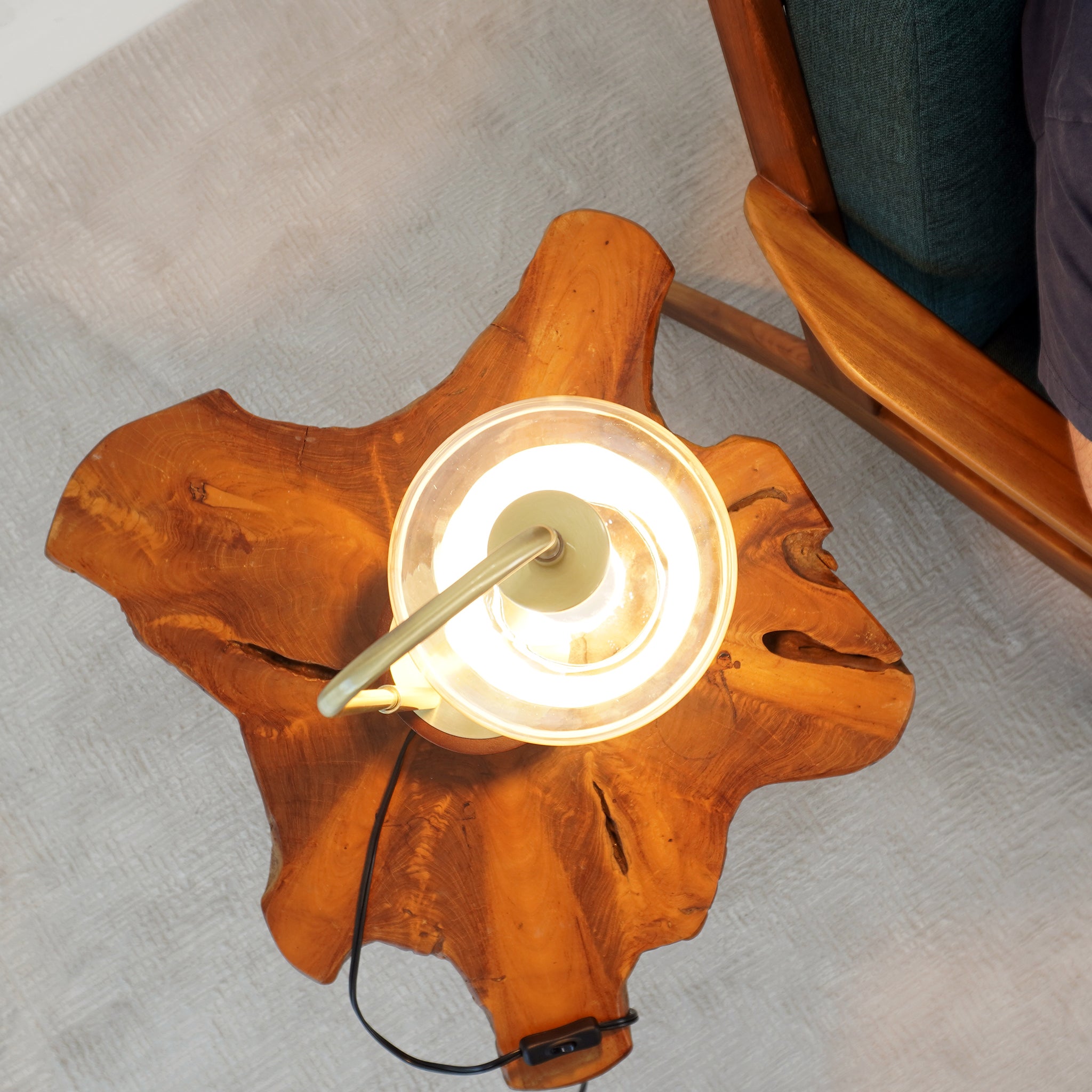 Aether Table Lamp - Walnut - Bronze