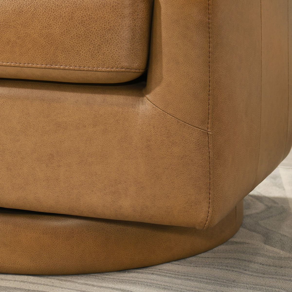 Ciro Mid-Century Modern Tan Leather Swivel Chair | MidinMod