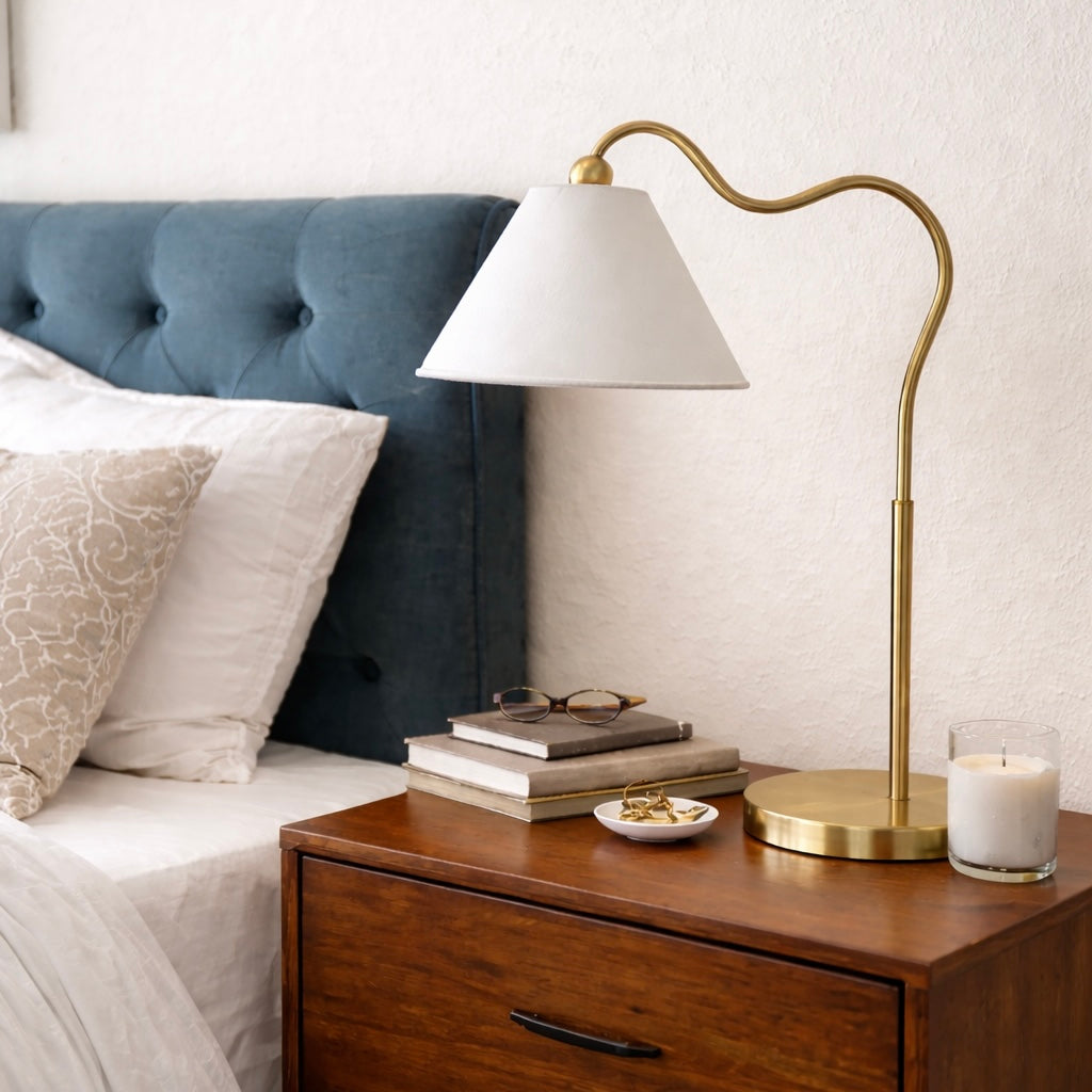 Ornate Brass Ring Base Table Lamp