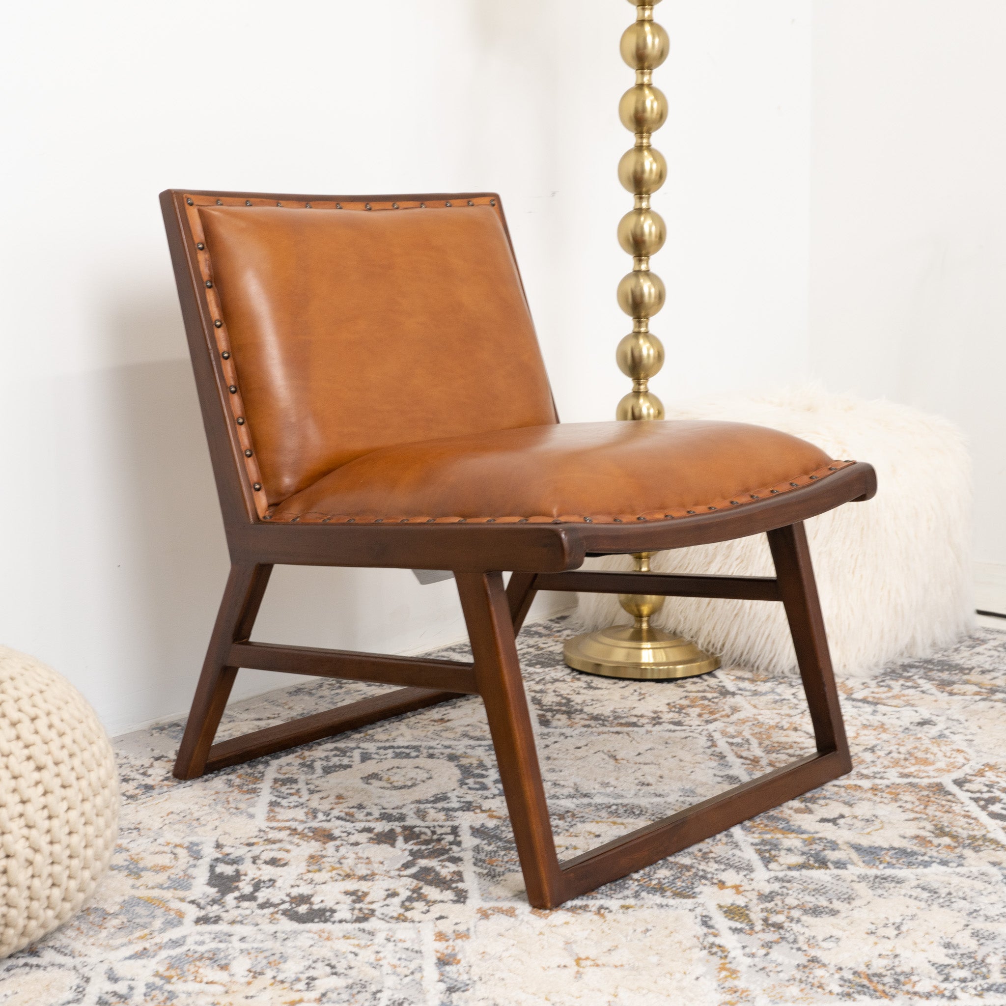 Pohan Mid-Century Modern Genuine Leather Lounge Chair | MidinMod