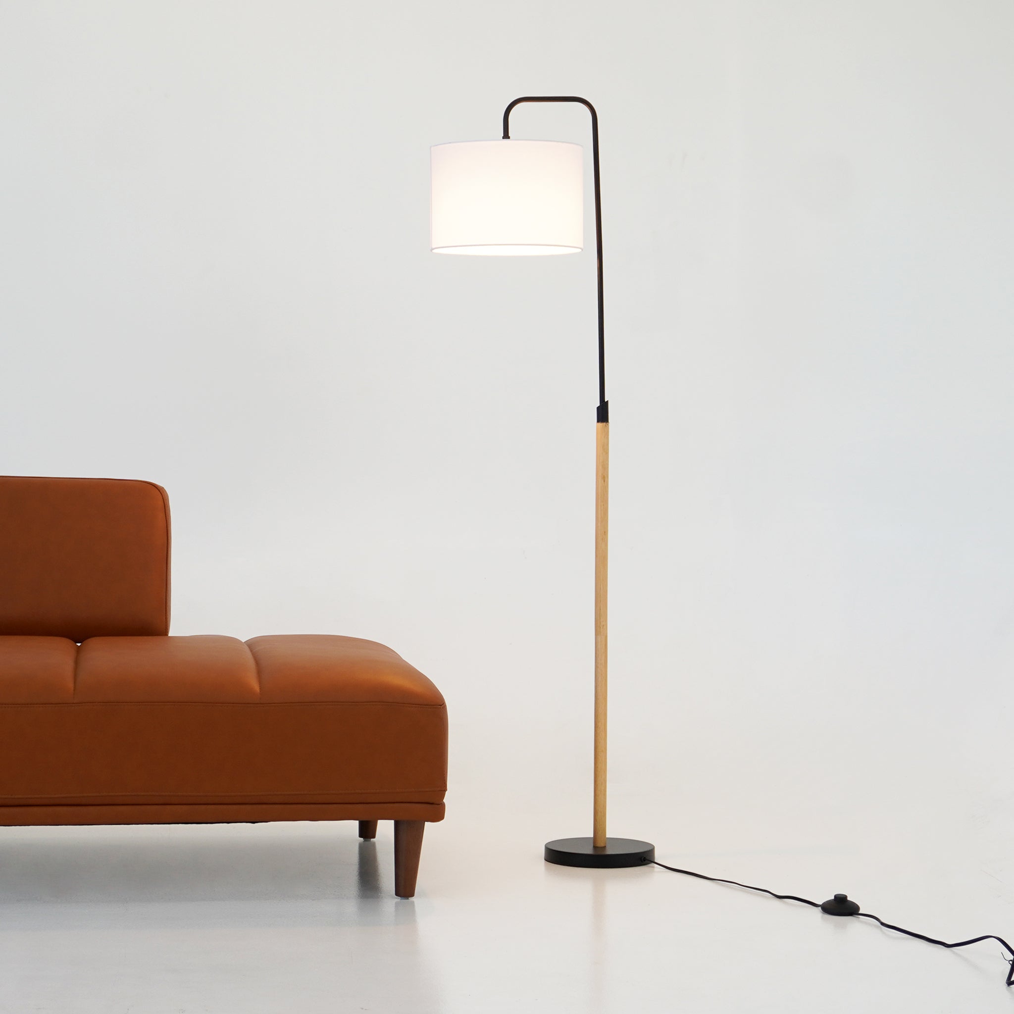 Polaris Floor Lamp - Black