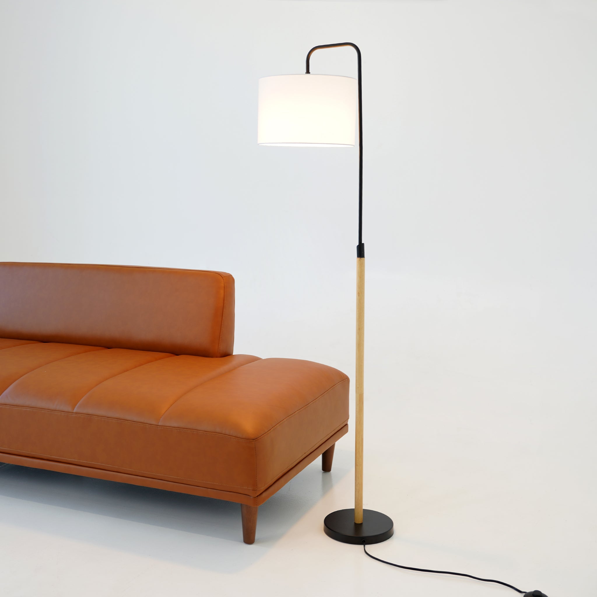 Polaris Floor Lamp - Black