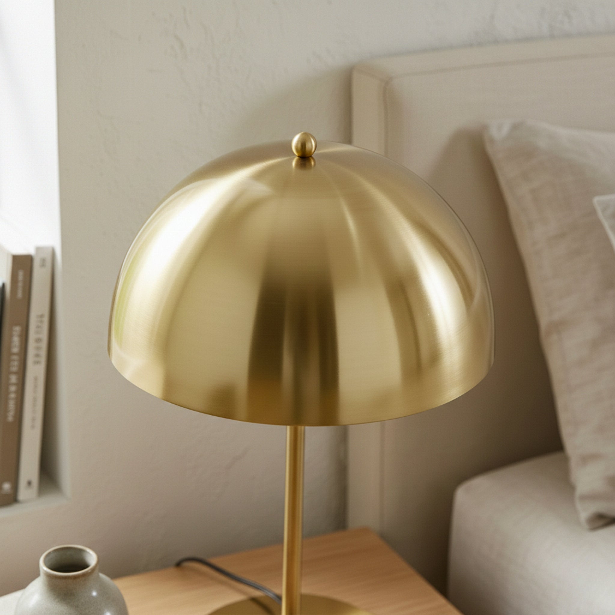 Sentinel Gold & White Metal Table Lamp - Modern Luxury Lighting | MidinMod