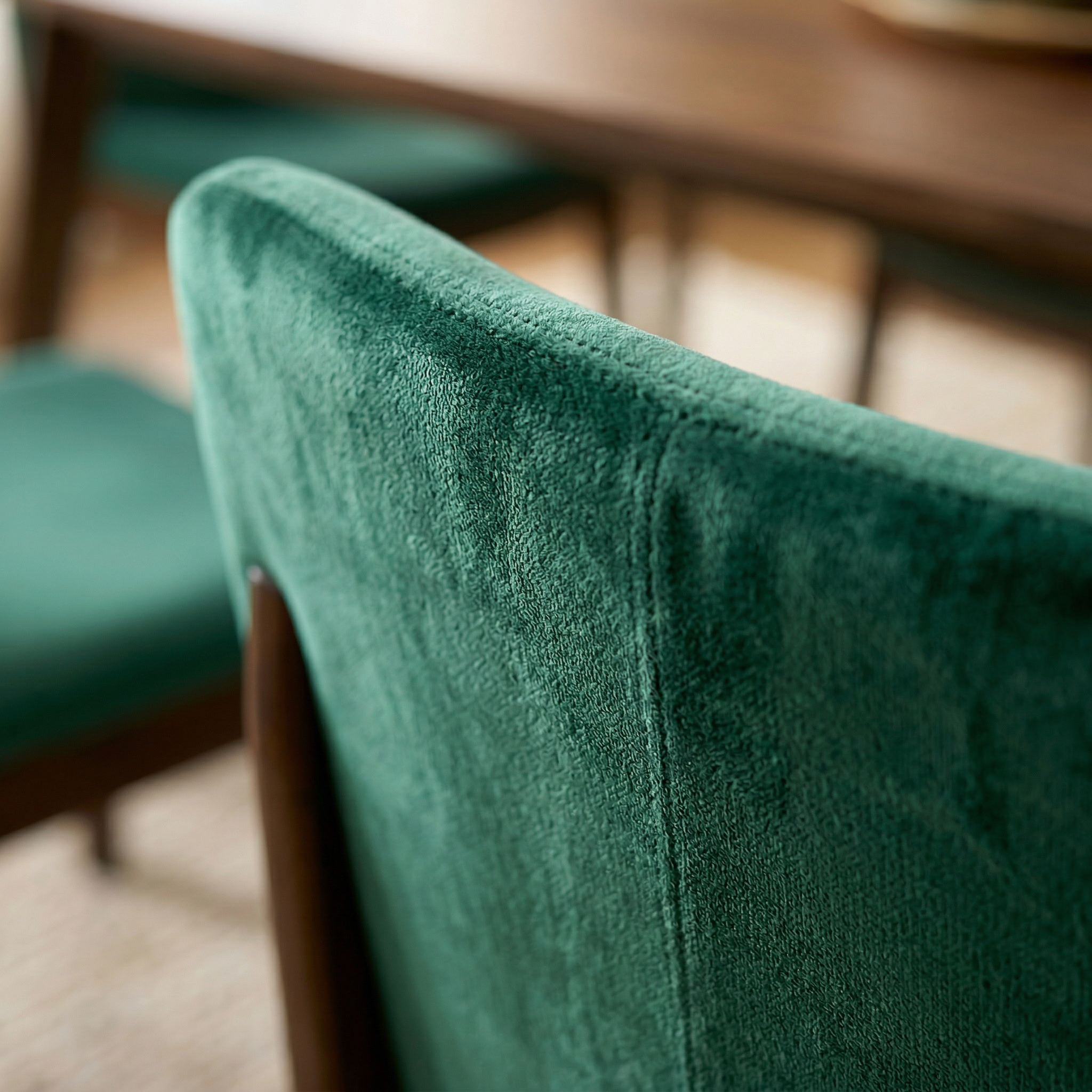 Virginia Mid-Century Modern Scandinavian Dining Chair with Velvet Upholstery | MidinMod